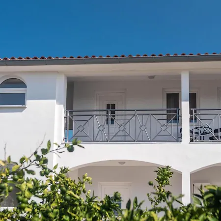 Apartment Antonio Liznjan Exterior photo